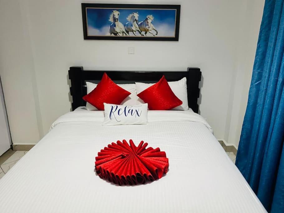 LEVI'S PLACE CALIFORNIA PLAZA NANYUKI (Kenya) - from US$ 30 | BOOKED